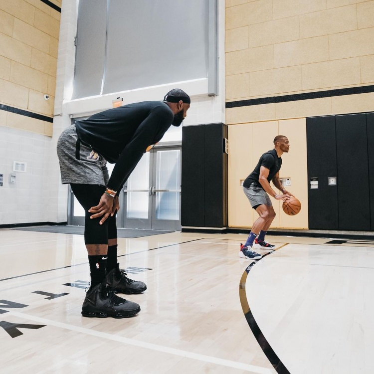 最后一投的 最后一投的