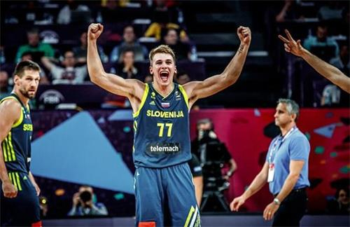 为亚历山大 为亚历山大