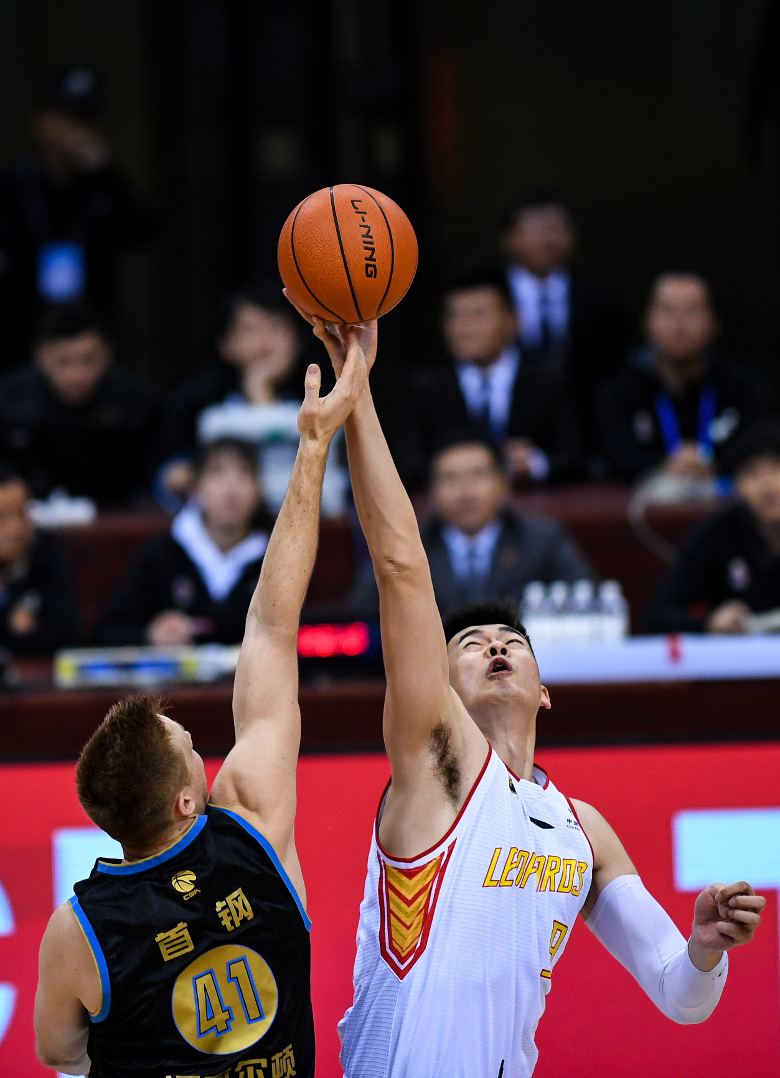 这场比赛的 这场比赛的